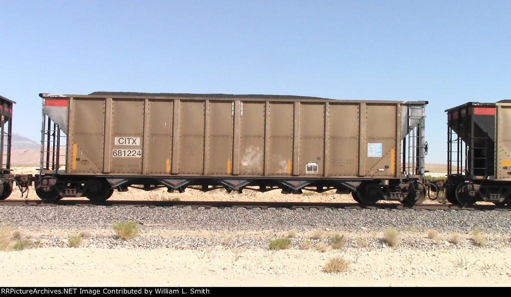 WB Unit Loaded Hooper Frt at Erie NV W-Pshr -10